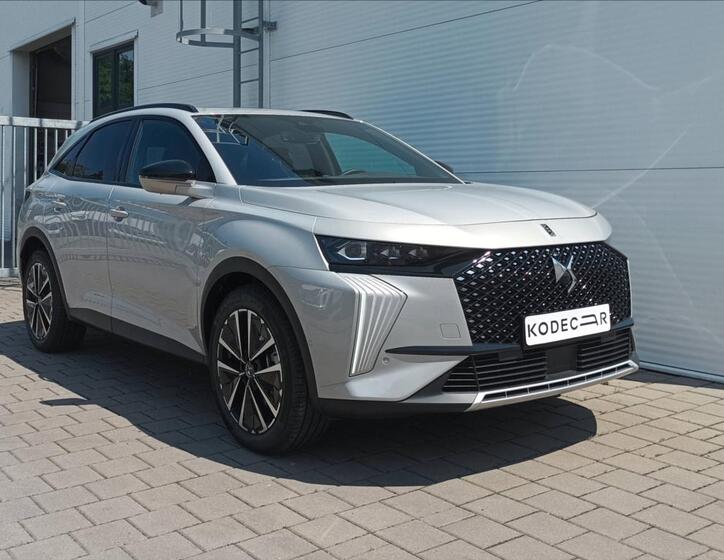 DS Automobiles DS7 Crossback 1