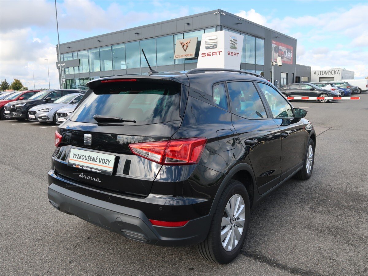 Seat Arona