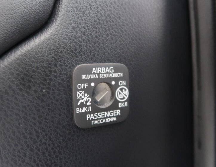 Toyota RAV4 SUV / Terénní 2,5 l 114 kw