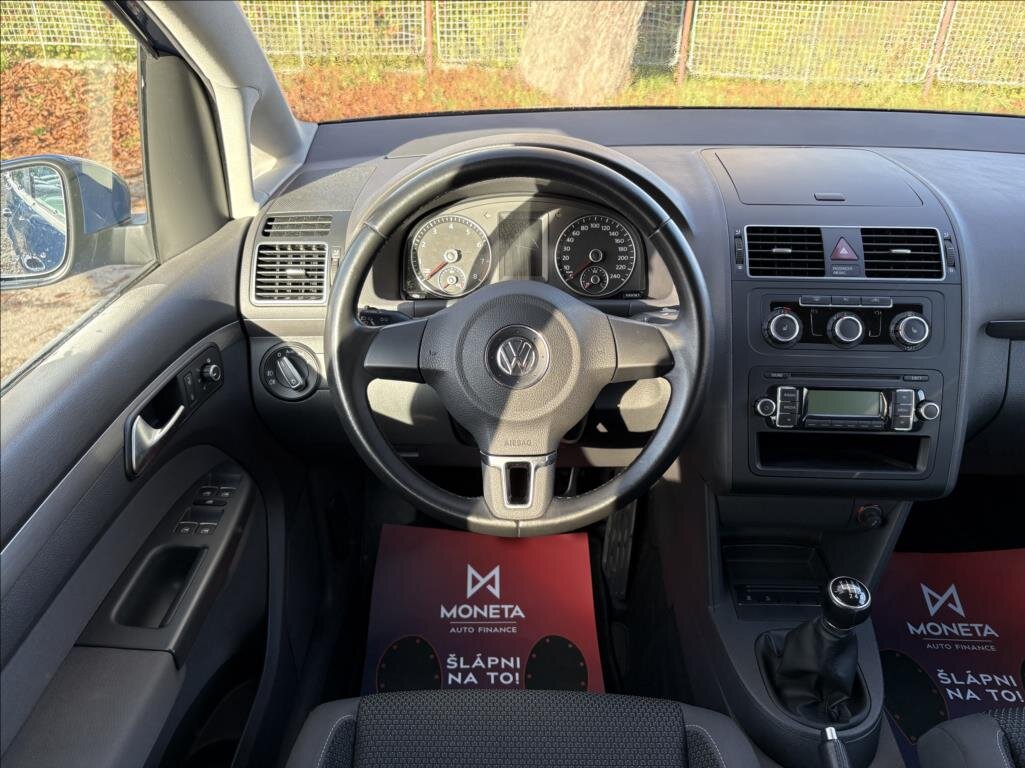 Volkswagen Touran MPV 1,2 l 77 kw