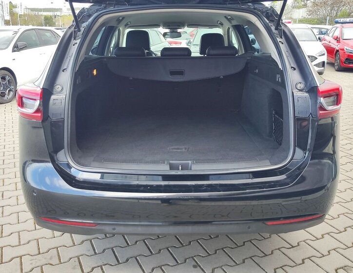 Opel Insignia Kombi 2,0 l 125 kw