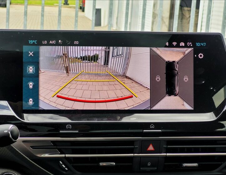 Citroën C5 X Kombi 1,6 l 165 kw