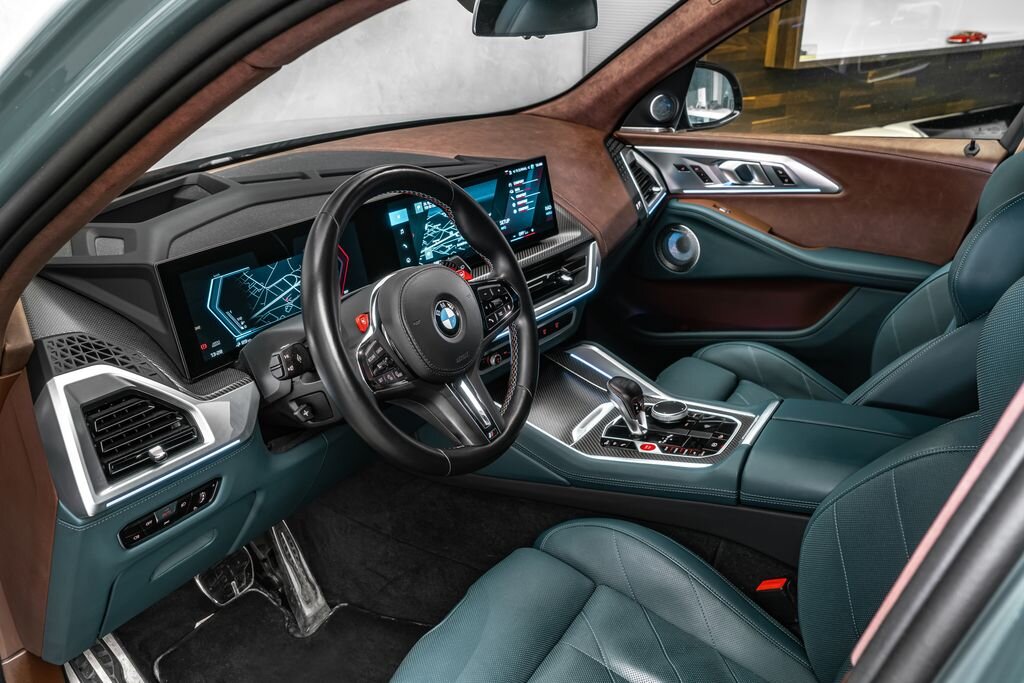 BMW XM SUV 4,4 l 360 kw