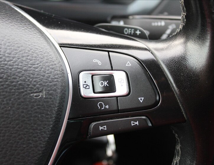 Volkswagen Tiguan SUV / Terénní 2,0 l 110 kw