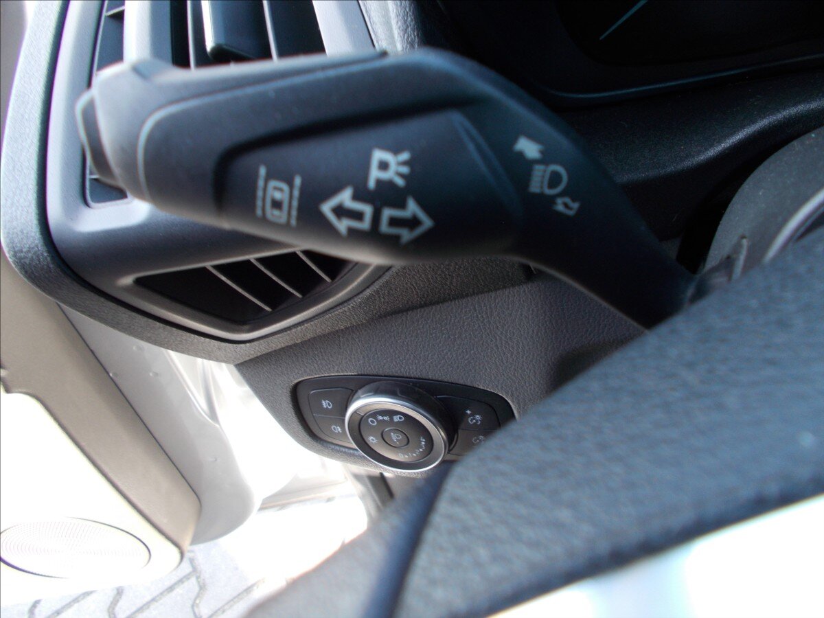 Ford Tourneo Connect MPV 1,5 l 88 kw