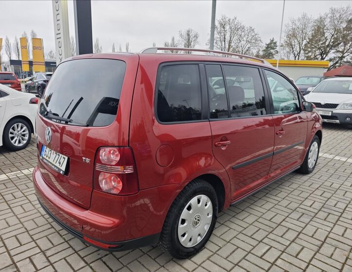 Volkswagen Touran MPV 1,4 l 103 kw