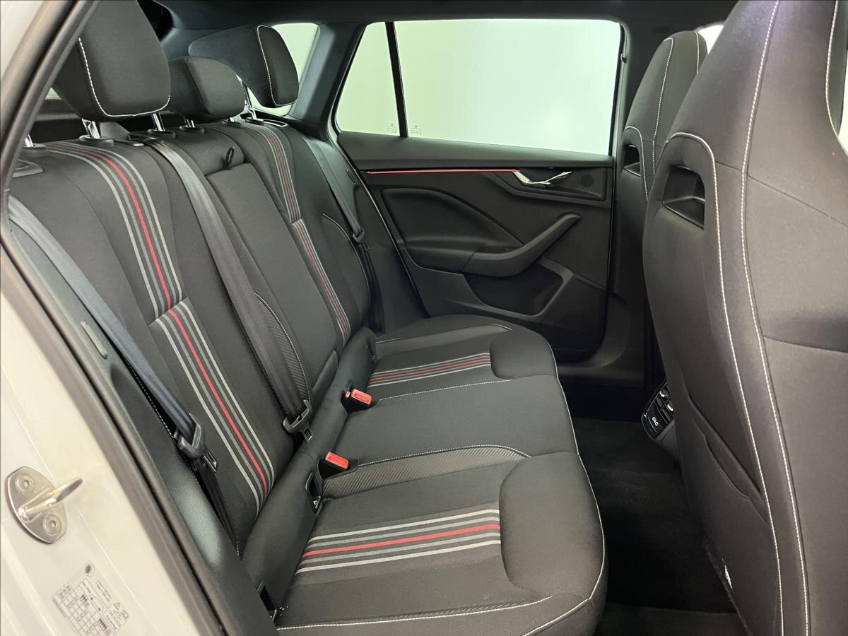 Škoda Kamiq SUV / Terénní 1,5 l 110 kw