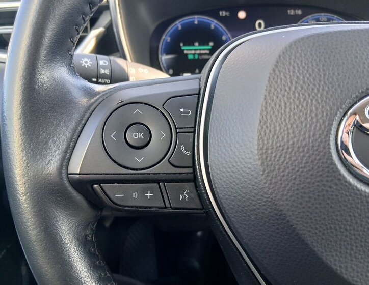 Toyota Corolla Sedan 1,5 l 92 kw