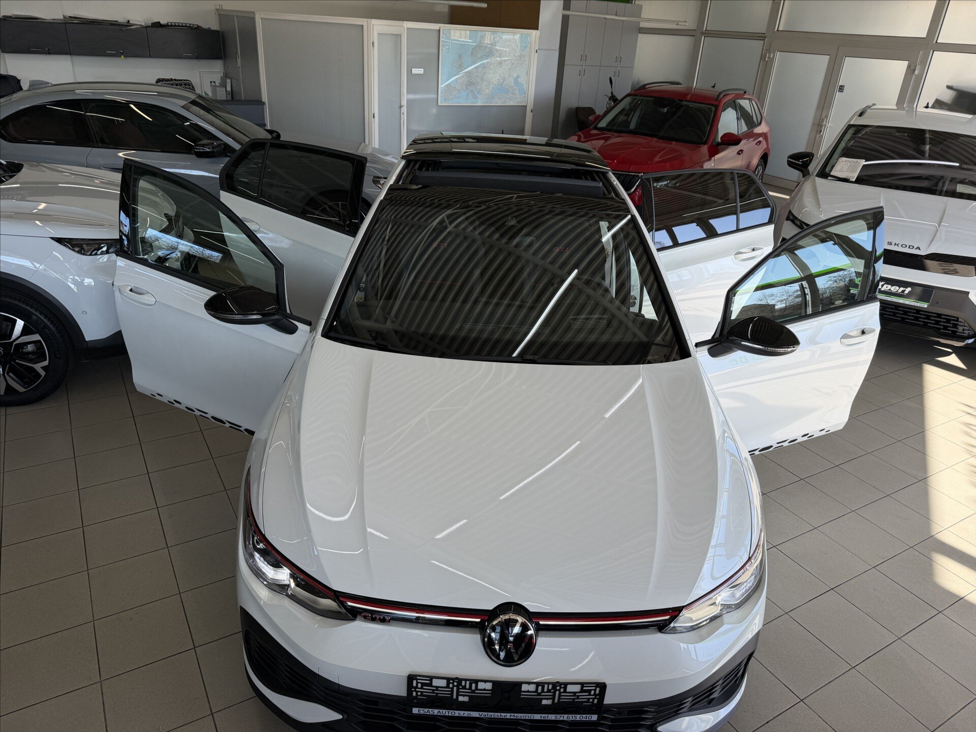 Volkswagen Golf Hatchback 2,0 l 221 kw