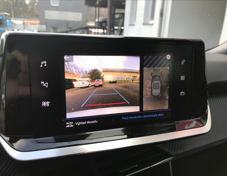 Peugeot 2008 Hatchback 1,2 l 74 kw