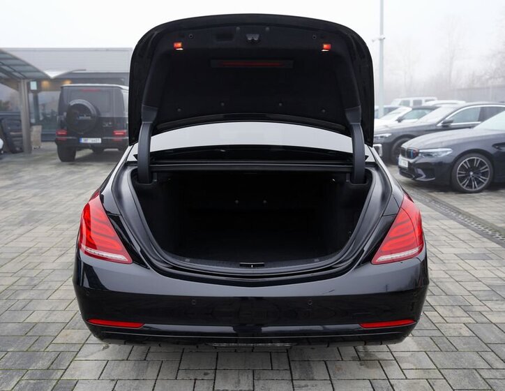 Mercedes-Benz Třídy S 11