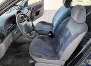 Renault Clio Hatchback 1,1 l 43 kw