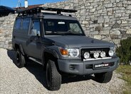 Toyota Land Cruiser 1