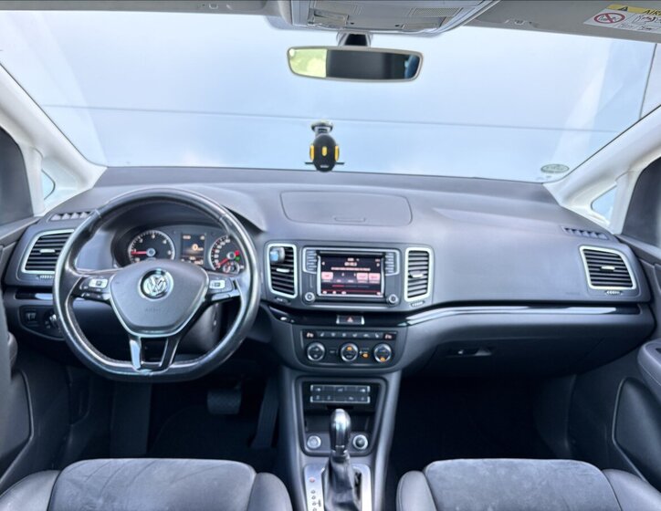 Volkswagen Sharan Kombi 2,0 l 110 kw