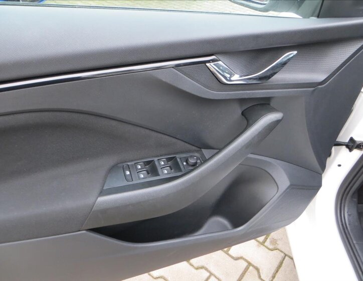 Škoda Scala Hatchback 1,5 l 110 kw