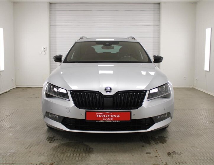 Škoda Superb Kombi 2,0 l 110 kw