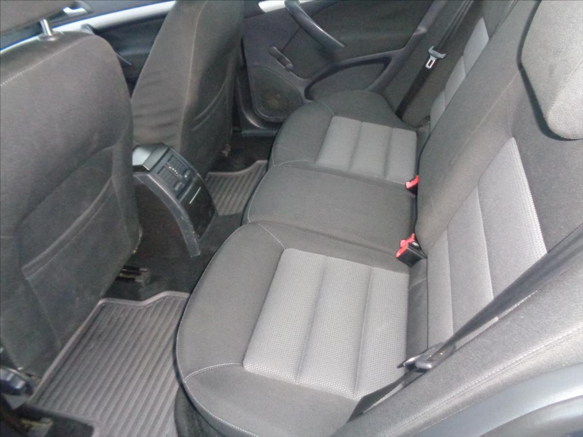 Škoda Octavia Sedan 1,9 l 77 kw