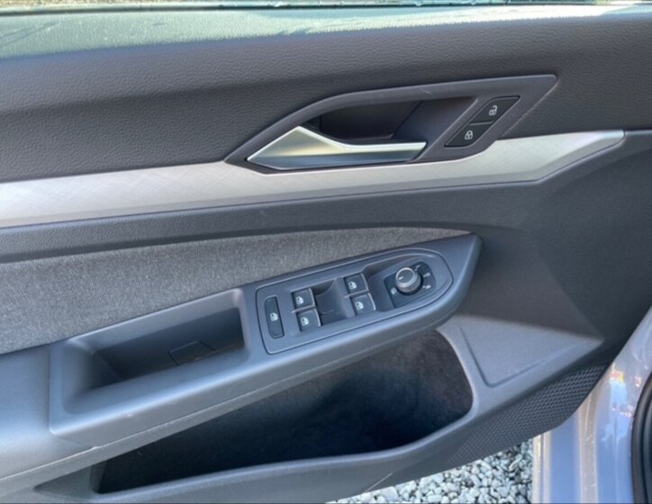 Volkswagen Golf Kombi 1,5 l 96 kw