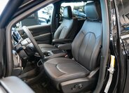 Chrysler Pacifica MPV 3,6 l 221 kw