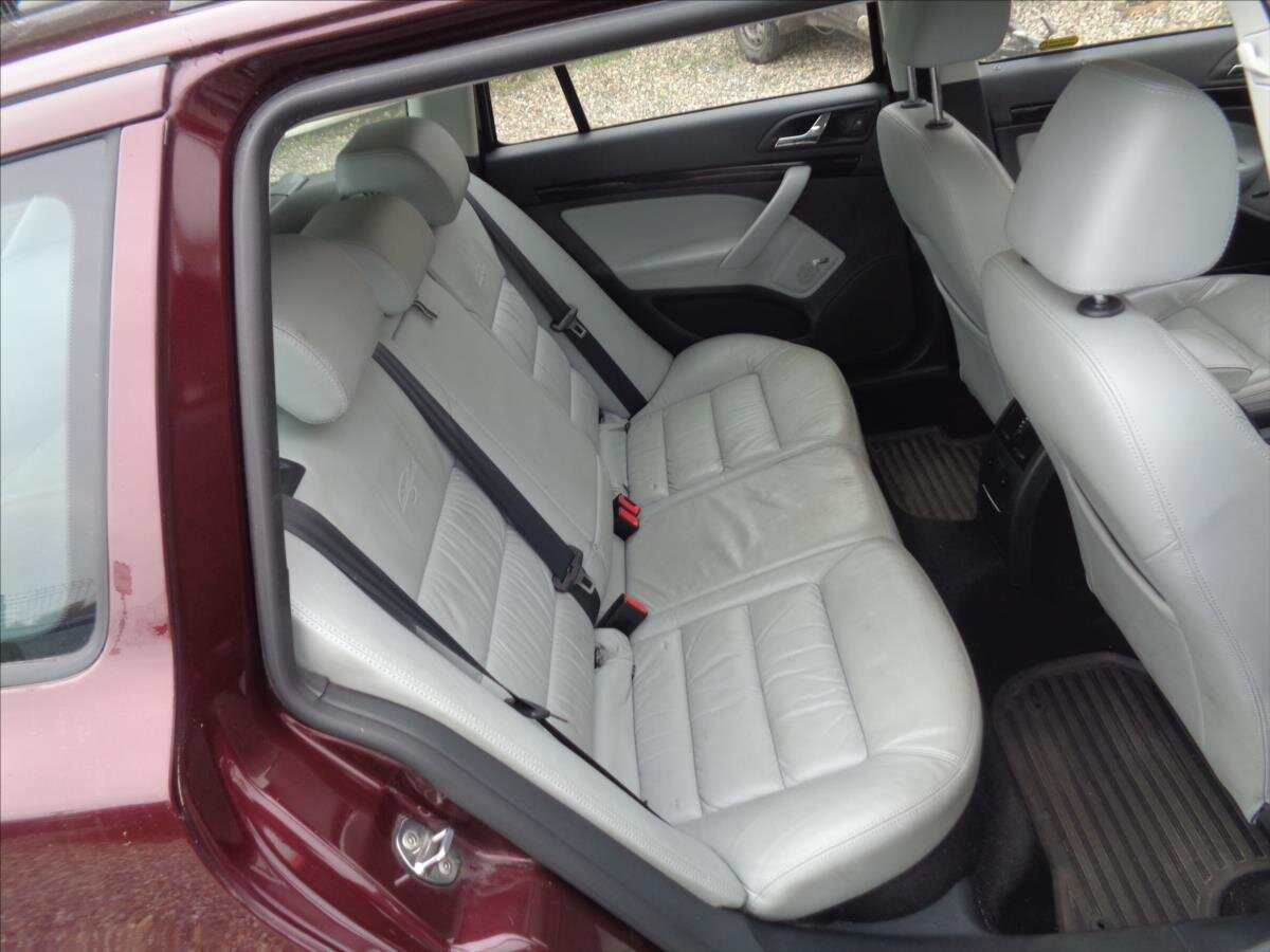 Škoda Octavia Kombi 2,0 l 103 kw