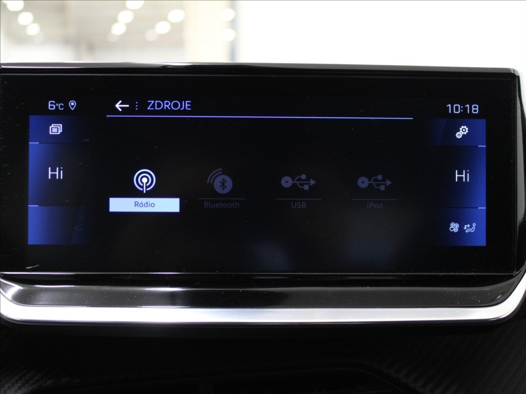 Peugeot 208 Hatchback 1,2 l 74 kw