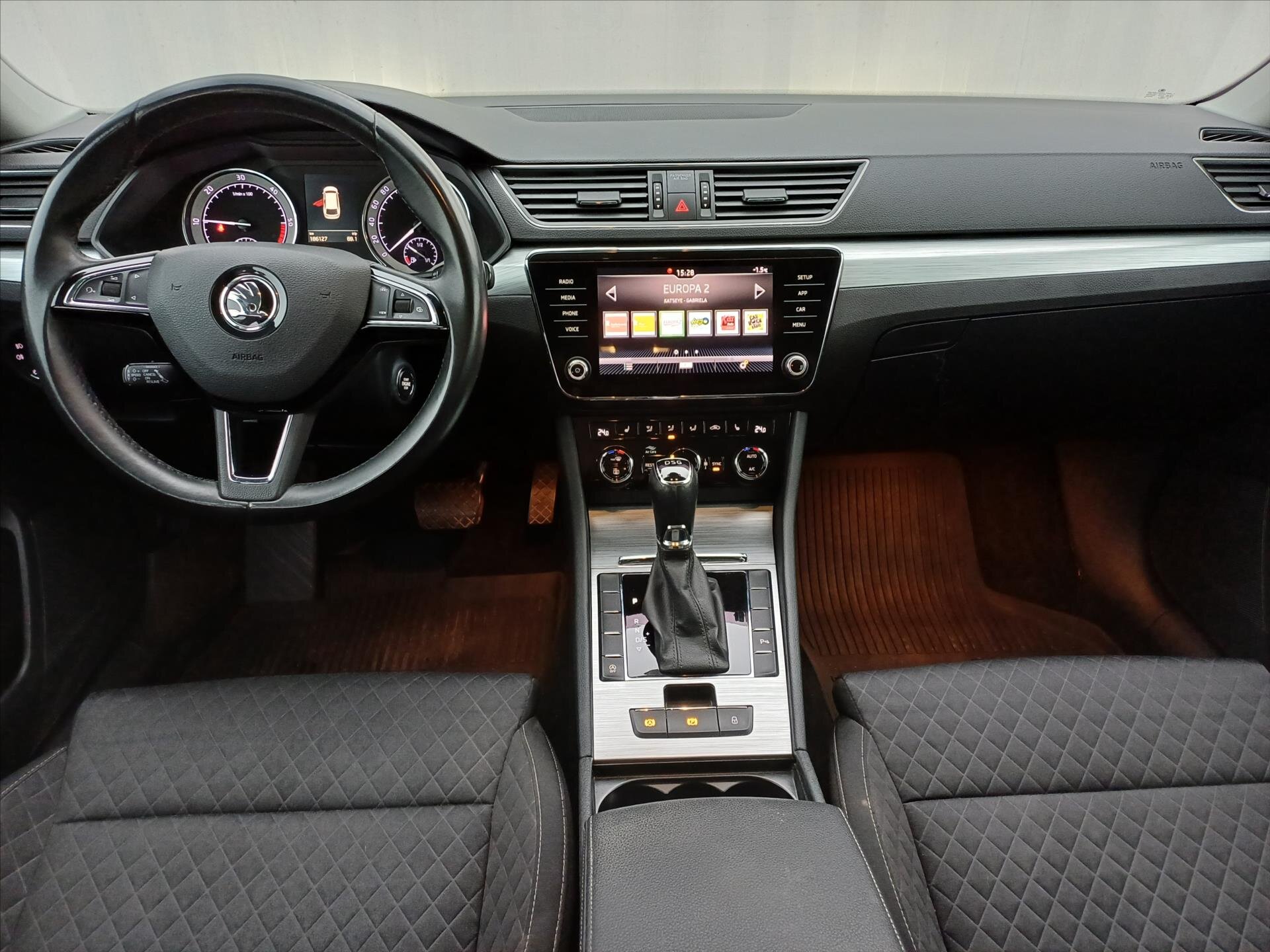 Škoda Superb Kombi 2,0 l 110 kw