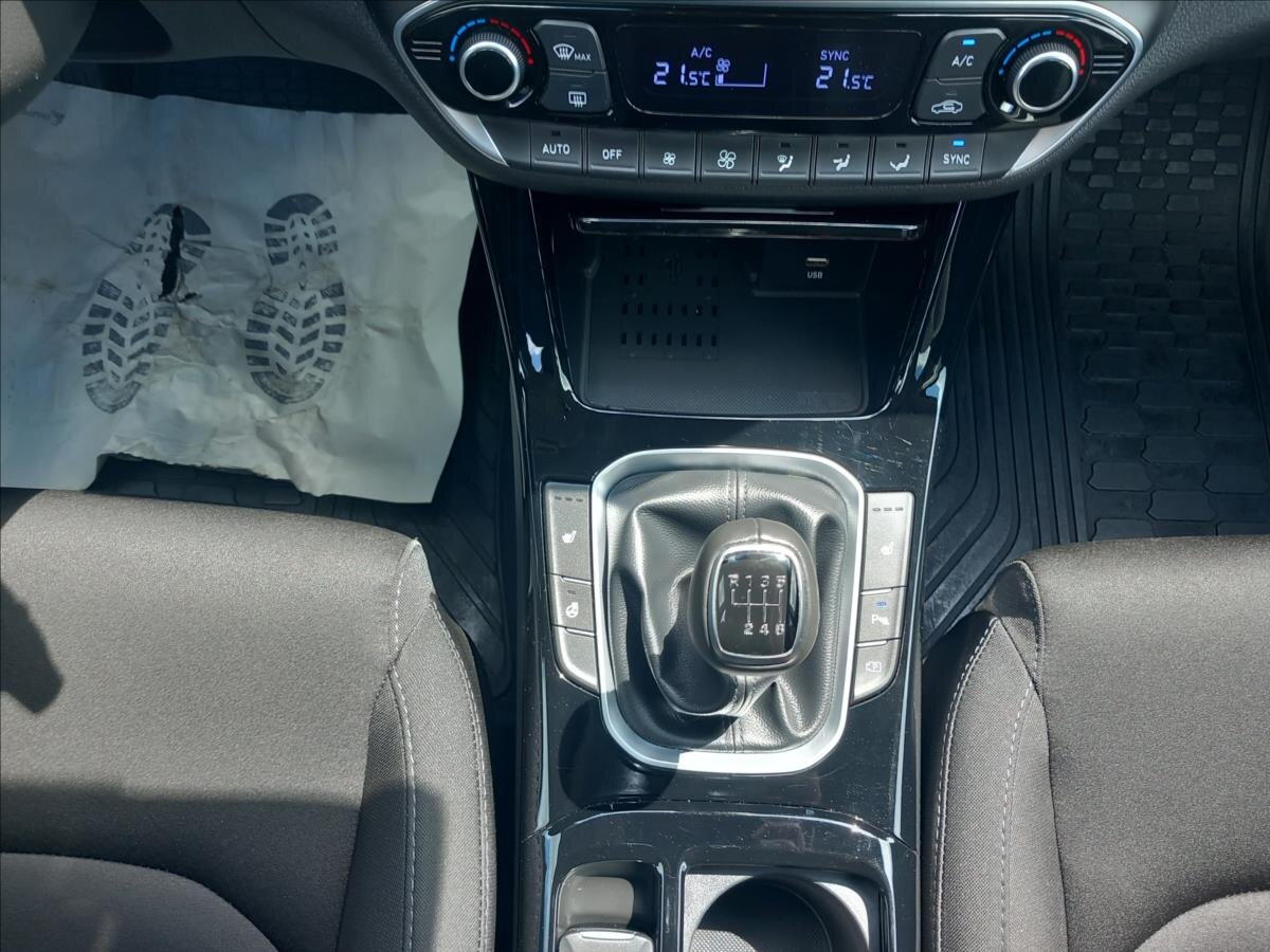Hyundai i30 Kombi 998,0 73 kw