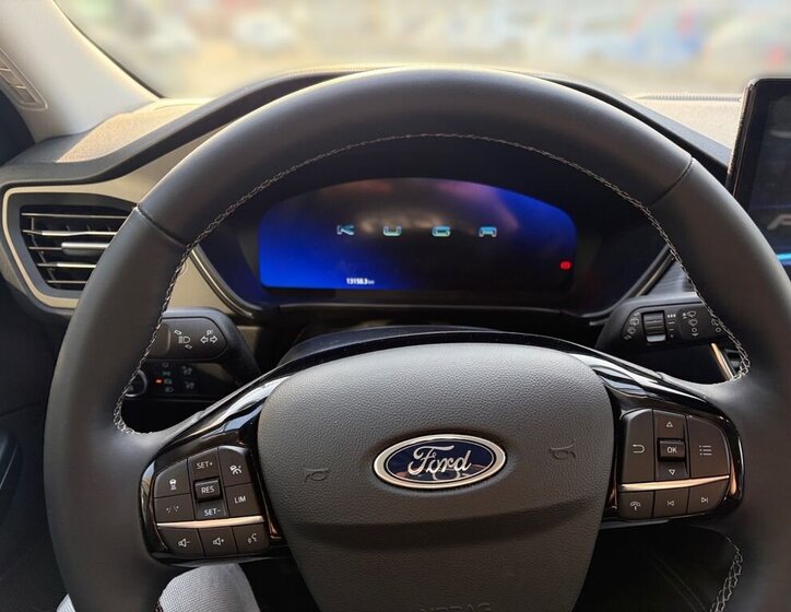 Ford Kuga SUV 2,5 l 132 kw