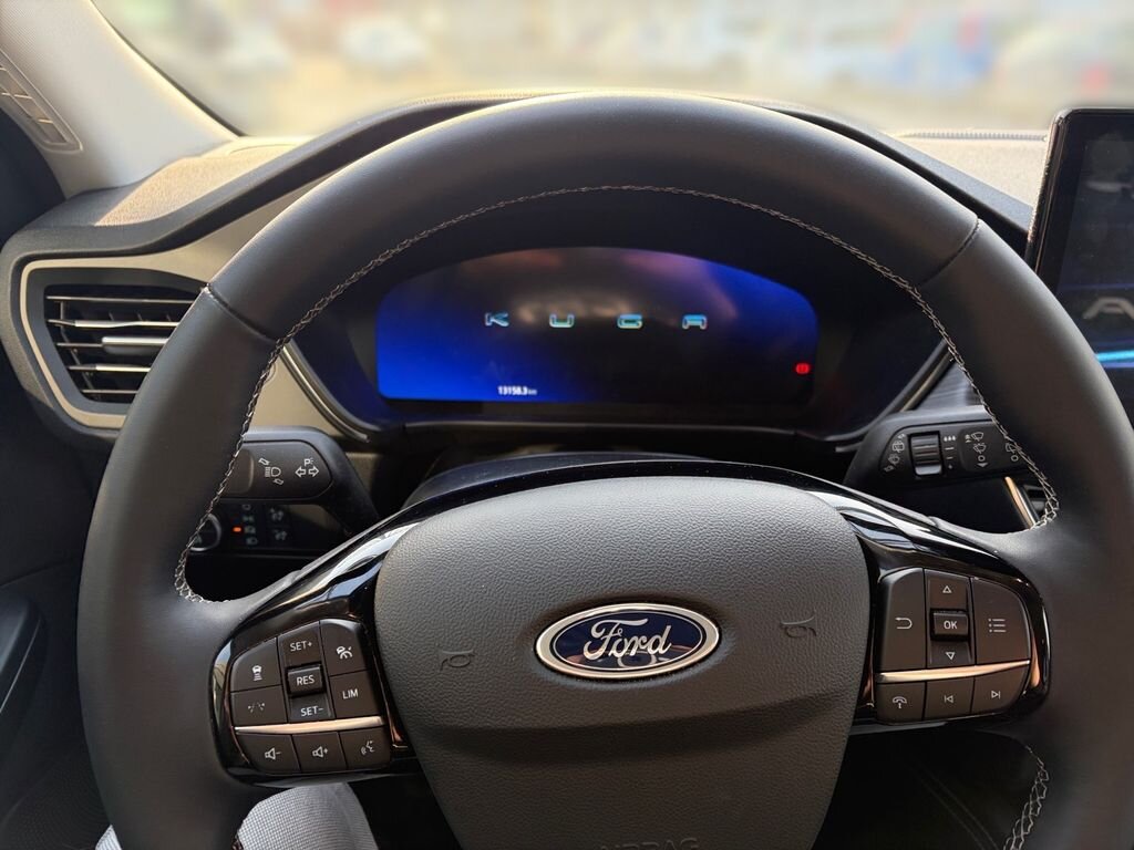 Ford Kuga SUV 2,5 l 132 kw