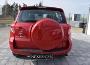 Toyota RAV4 SUV / Terénní 2,2 l 100 kw