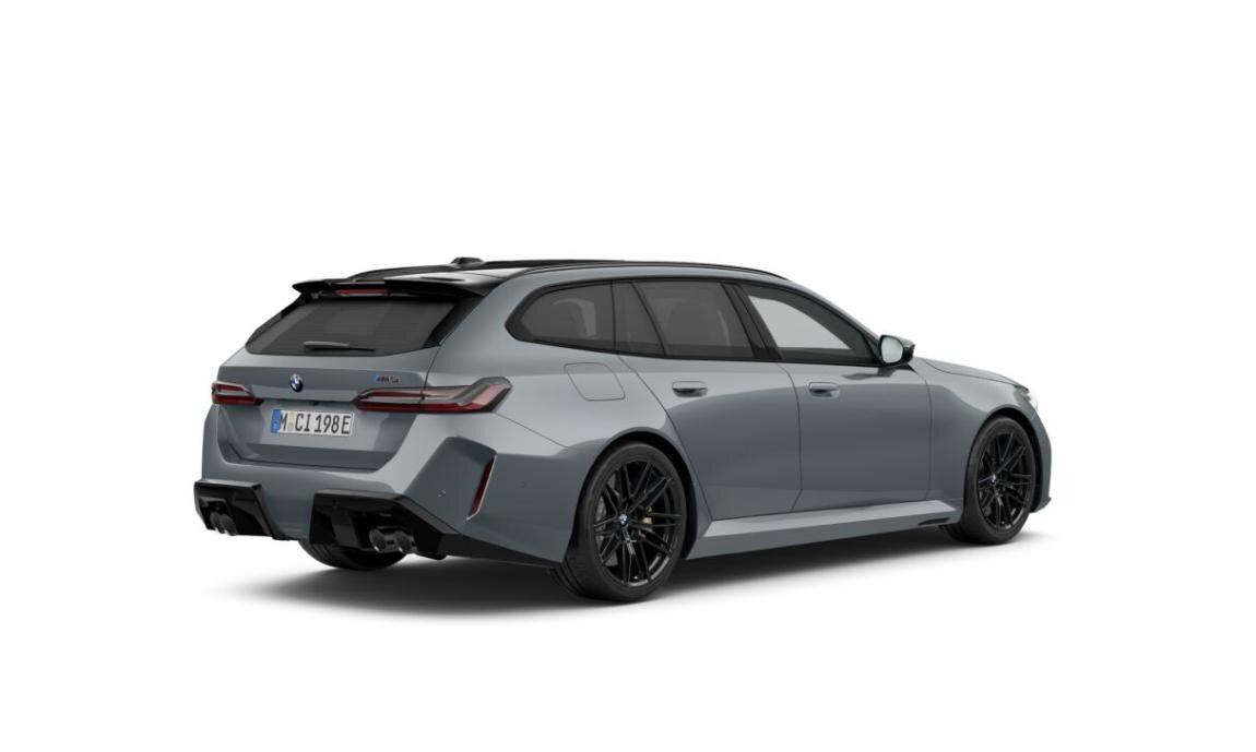 BMW M5 Sedan / Limuzína 4,4 l 535 kw