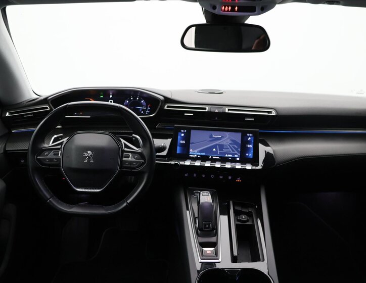 Peugeot 508 Liftback 1,6 l 133 kw