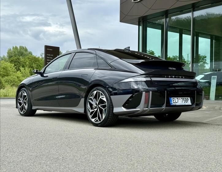 Hyundai Ioniq 6 2