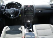 Volkswagen Touran 11