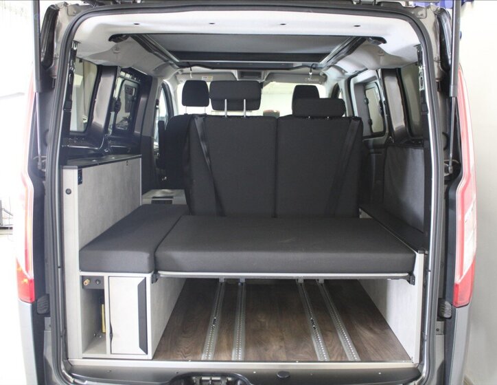 Ford Tourneo Custom MPV 2,0 l 110 kw