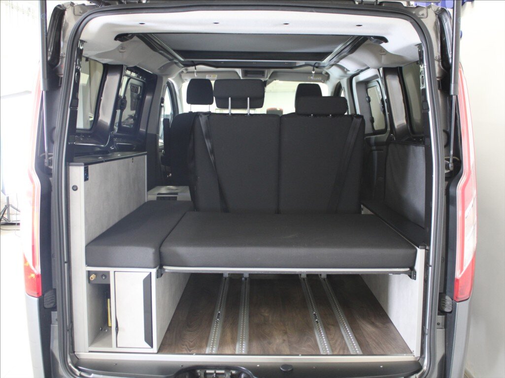 Ford Tourneo Custom MPV 2,0 l 110 kw