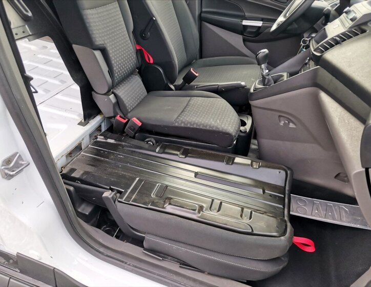 Ford Transit Connect 16