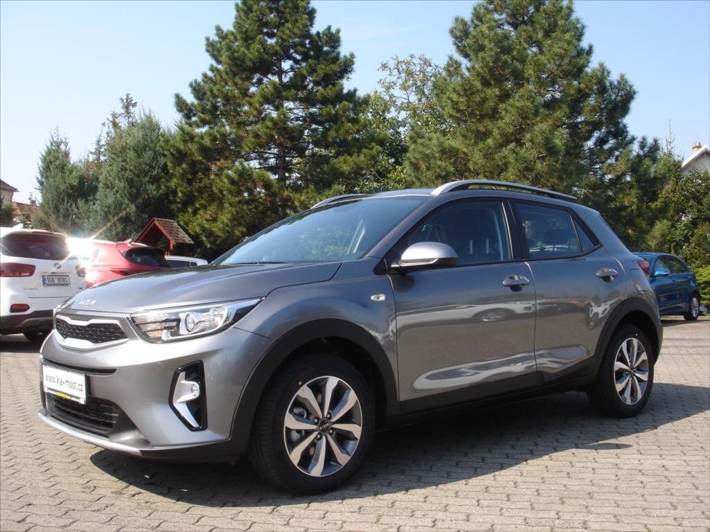 KIA Stonic SUV / Terénní 1,2 l 58 kw