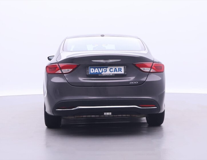 Chrysler 200 Sedan 2,4 l 135 kw