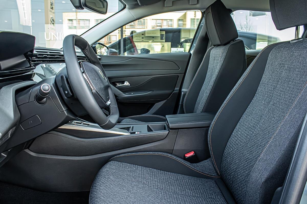 Peugeot 308 Kombi 1,2 l 107 kw