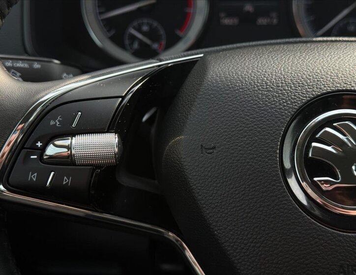 Škoda Karoq Kombi 1,5 l 110 kw