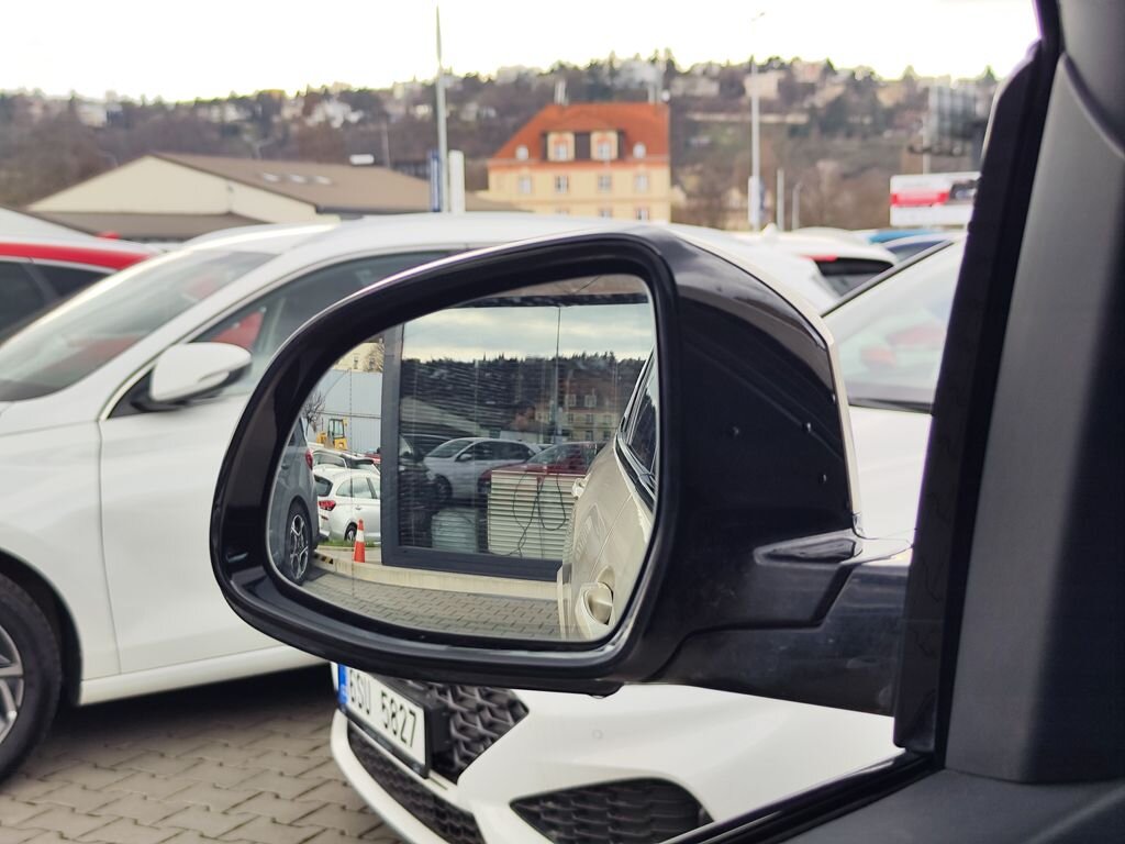 BMW X5 SUV / Terénní 3,0 l 195 kw