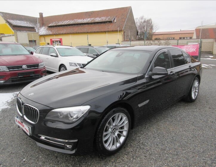BMW Řada 7 3