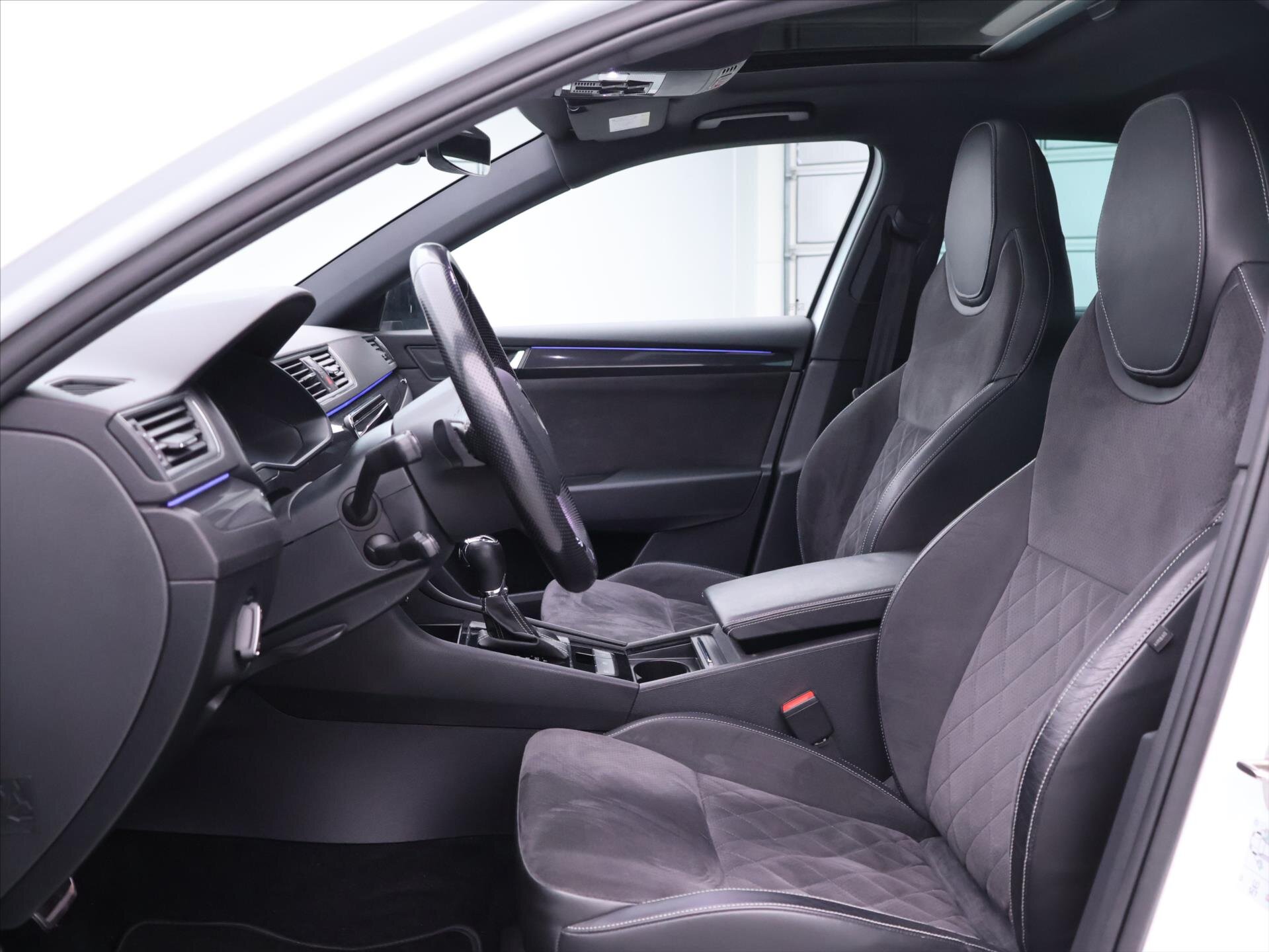 Škoda Superb Liftback 1,8 l 132 kw