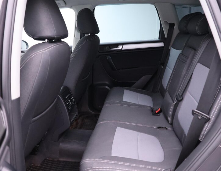 Volkswagen Touareg SUV 3,0 l 150 kw