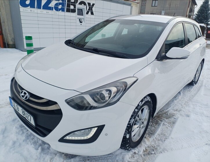 Hyundai i30 Kombi 1,6 l 81 kw