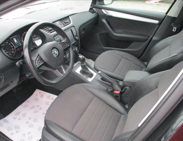 Škoda Octavia 19