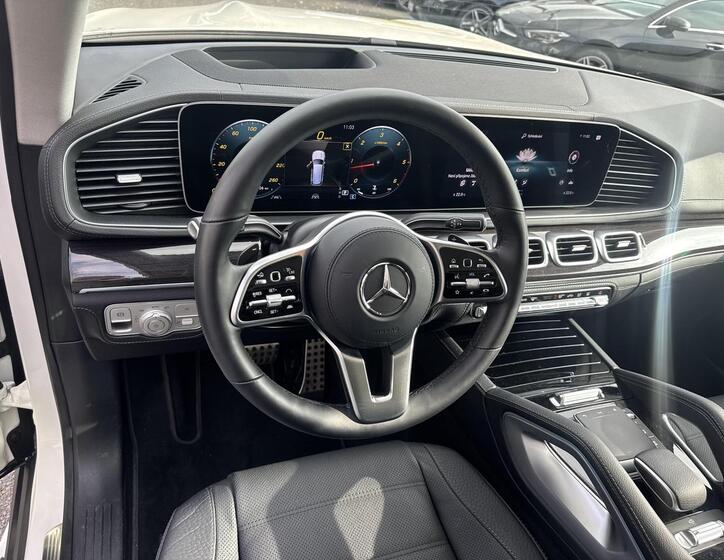 Mercedes-Benz GLS 10