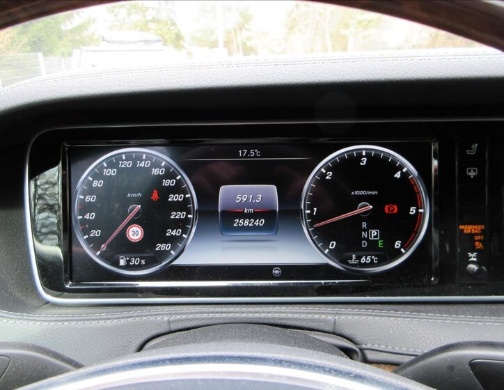 Mercedes-Benz Třídy S Sedan / Limuzína 3,0 l 190 kw