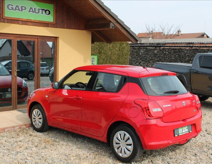 Suzuki Swift Hatchback 1,2 l 61 kw